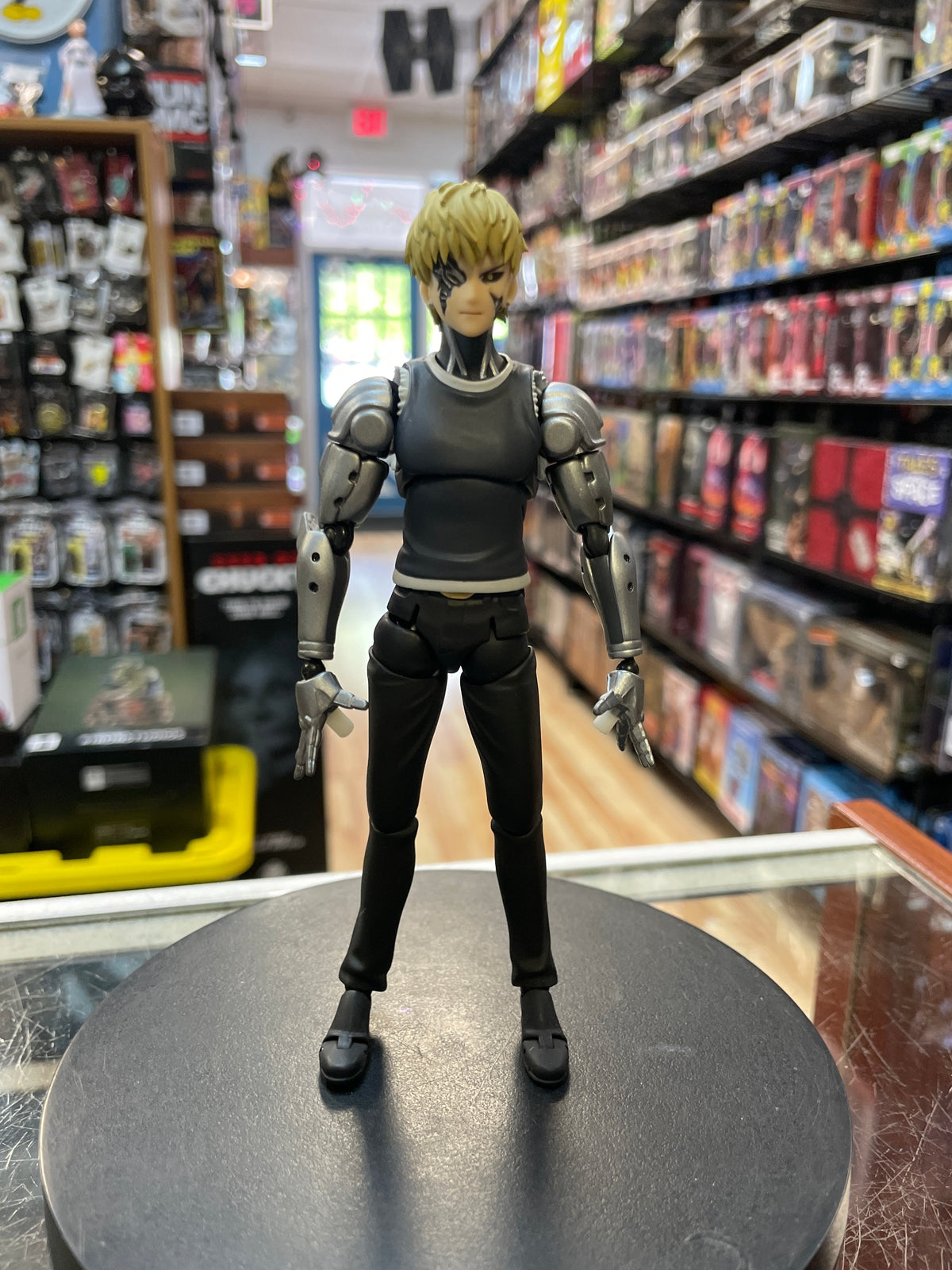 Genos (Figma Max, One Punch Man) **COMPLETE** product image 3, provided for visual reference and product detail review