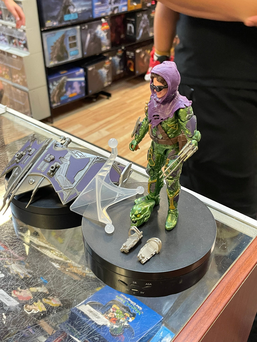 Green Goblin Spider-Man No Way Home (Marvel Legends, Hasbro) COMPLETE product image 5, provided for visual reference and