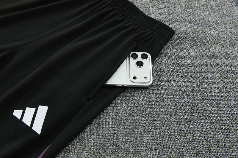 Manchester United Training Tracksuits 2025/26 Football Kit product image 8