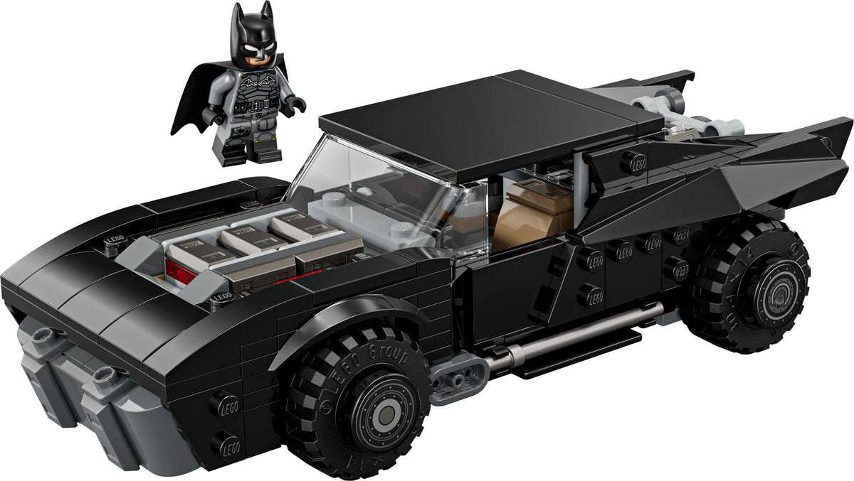 76332 The Batman™ Batmobile™ (Open Box, Sealed Bags) product image 2, provided for visual reference and product detail review