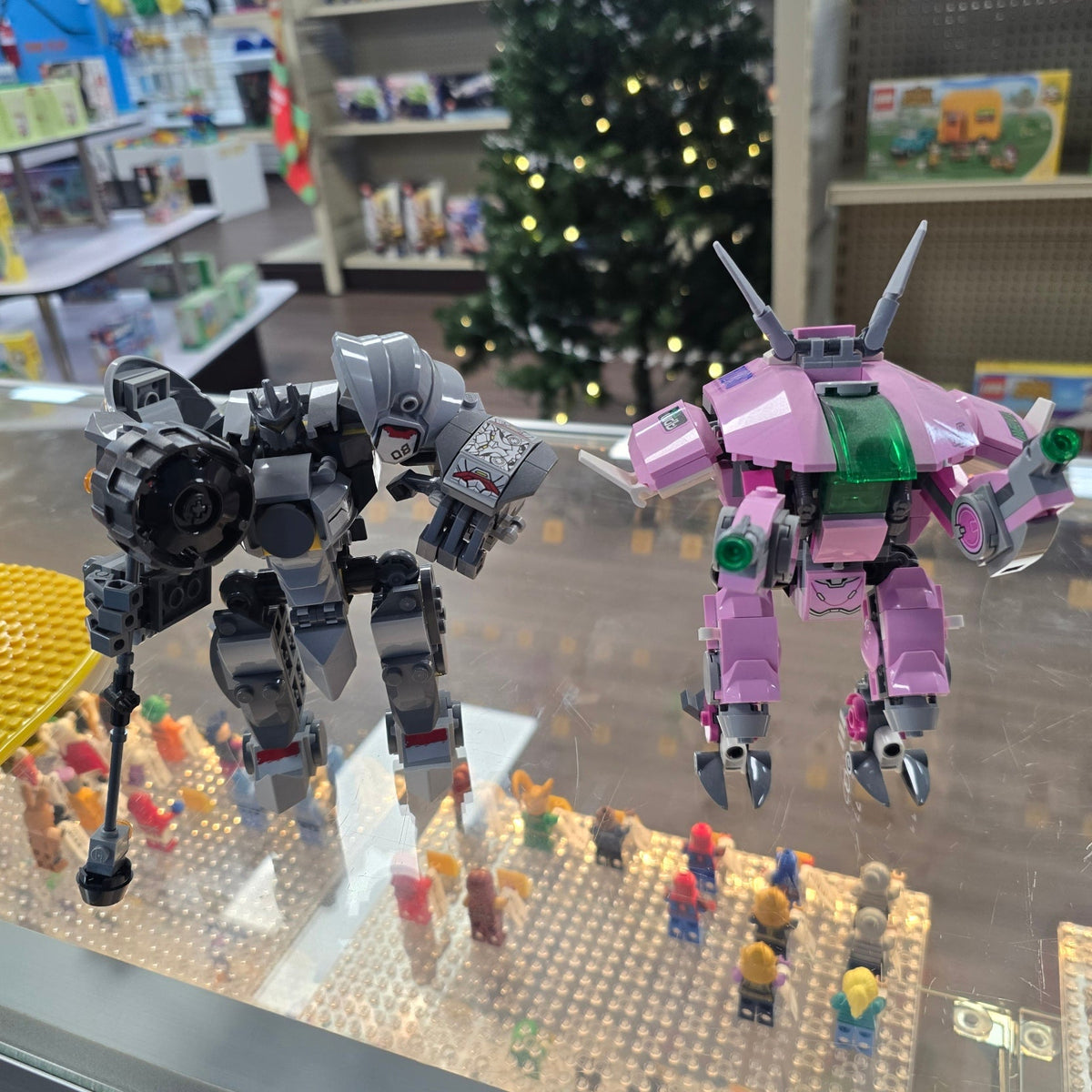 75973 D.Va & Reinhardt (Retired) (Previously Owned) product image 1, provided for visual reference and product detail review
