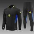 Manchester United Training Tracksuits 25/26 Football Kit product image 1