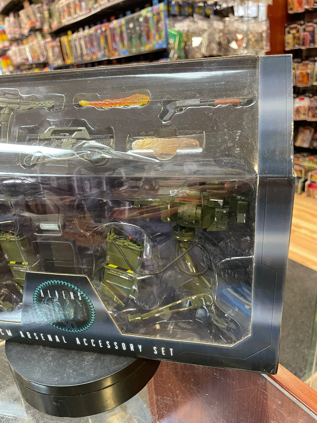 USCM Arsenal Accessory Set (NECA, Aliens) SEALED product image 4, provided for visual reference and product detail review