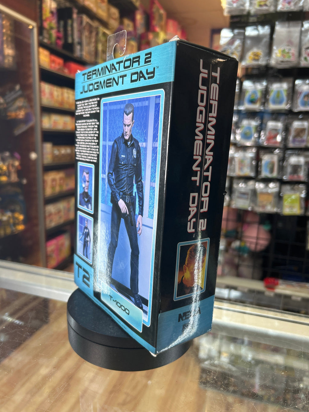 T-1000 (NECA, Terminator) **SEALED** product image 3, provided for visual reference and product detail review