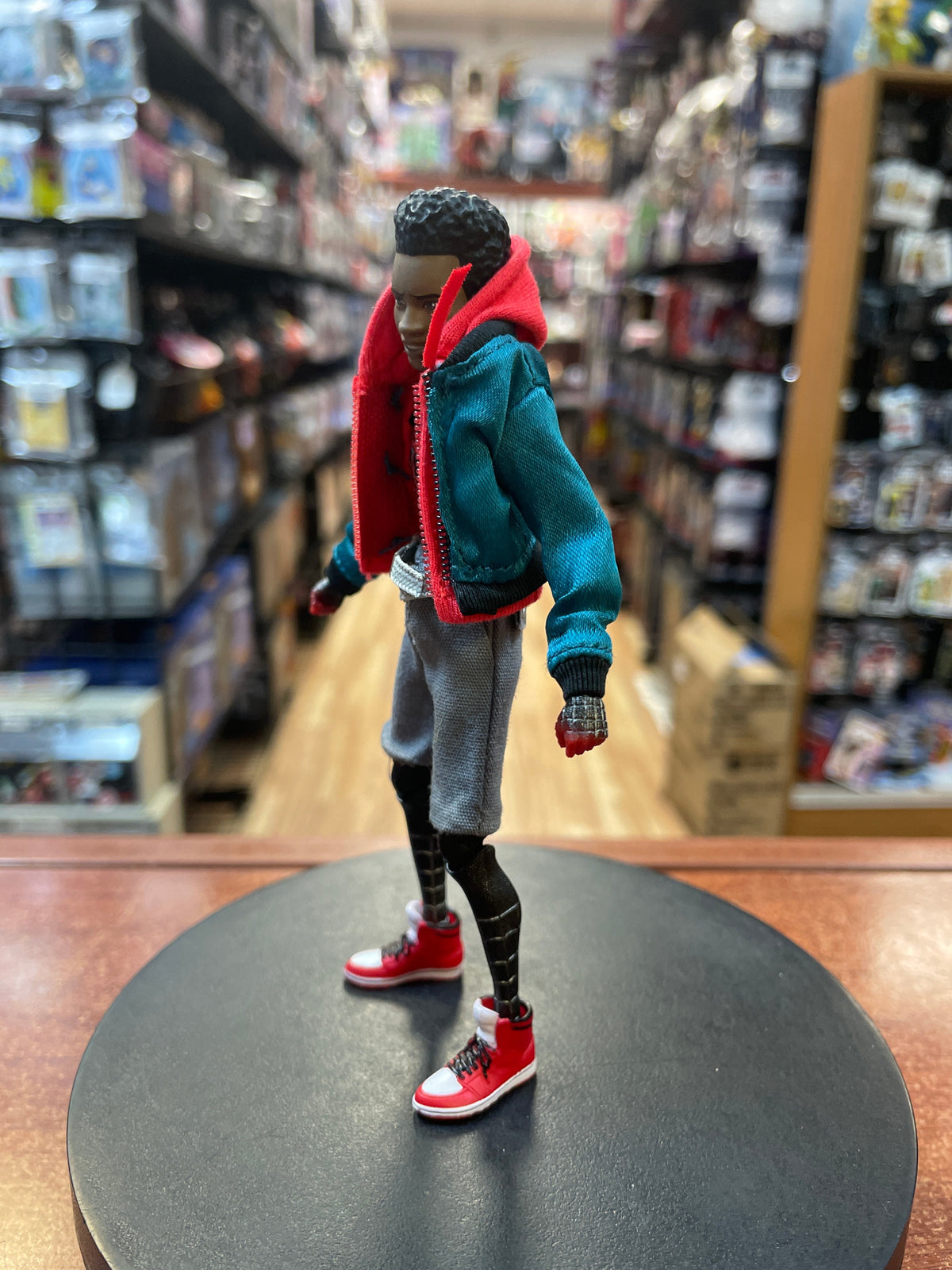 Miles Morales NO. 107 (Mafex, Spider-Man Into The Spider-verse) product image 6, provided for visual reference and product