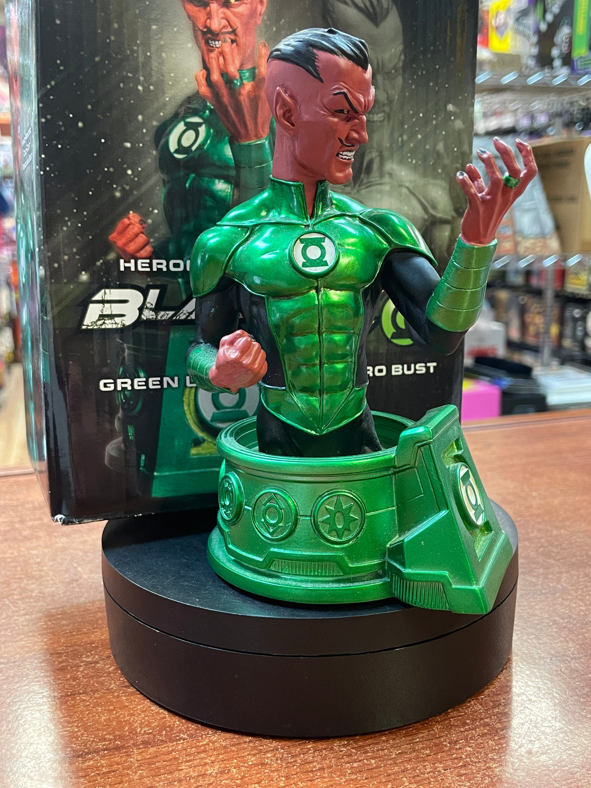 Green Lantern Sinestro Bust (DC Comics, DC Direct, Blackest Night) OPEN BOX product image 4, provided for visual reference