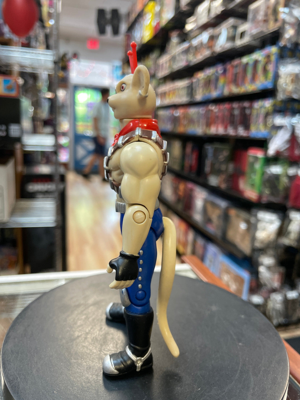 Vinnie (Vintage Biker Mice, Galoob) **INCOMPLETE** product image 4, provided for visual reference and product detail review