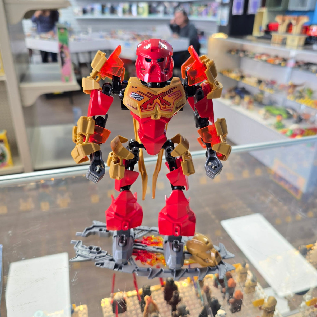 70787 Tahu Master of Fire (Retired) (Previously Owned) product image 1, provided for visual reference and product detail