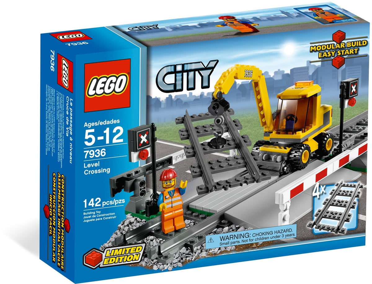 7936 LEGO City: Level Crossing (Retired) (Sealed Bags) product image 1, provided for visual reference and product detail