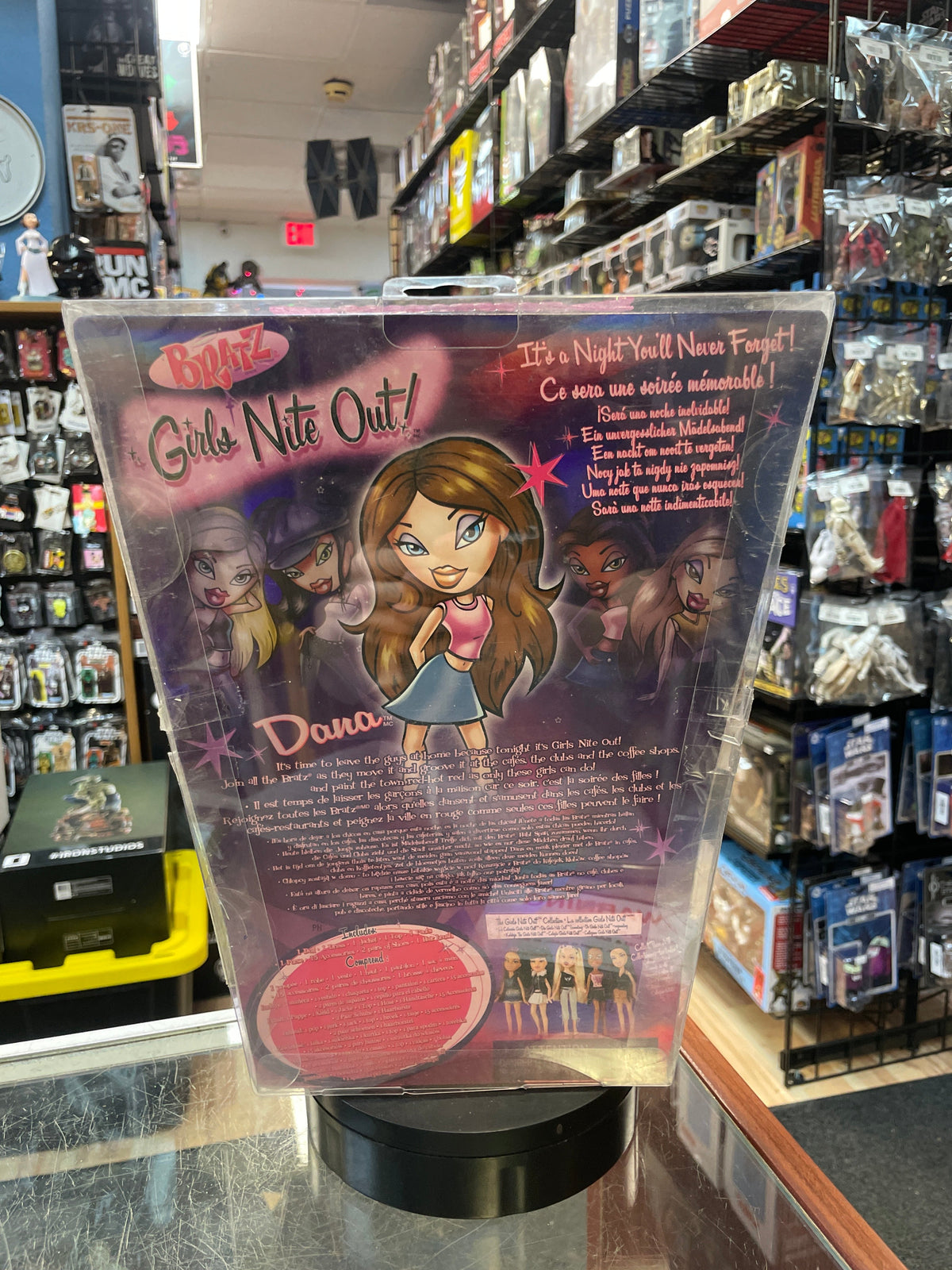 Bratz Dana Girls Nite Out! (Bratz, MGA Entertainment) **SEALED** product image 3, provided for visual reference and product