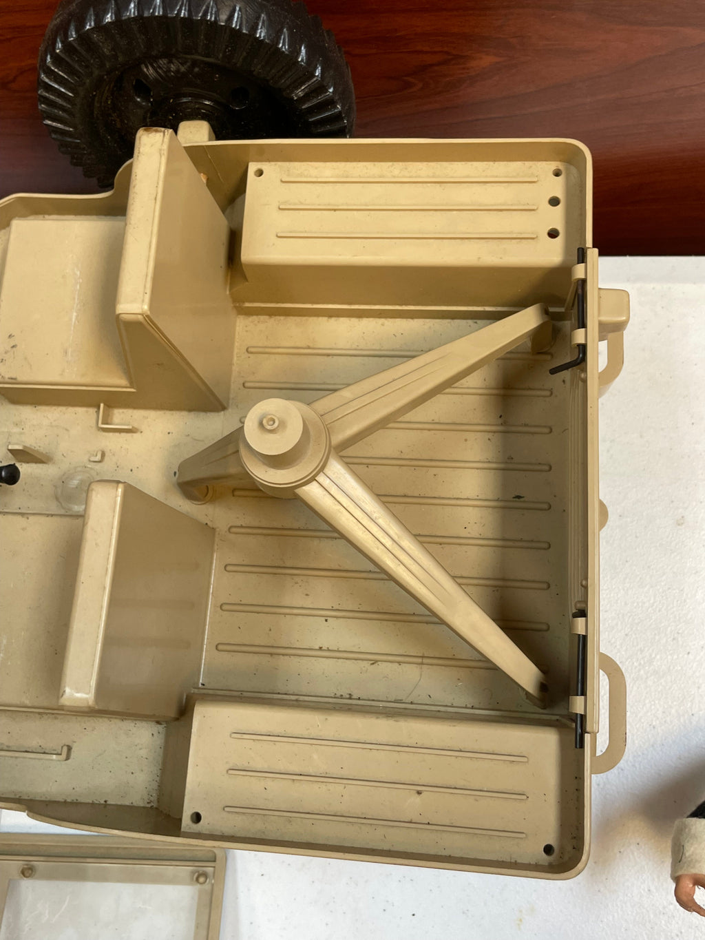 Desert Patrol Attack Jeep with Driver (Vintage 12” GI Joe, Hasbro) **Original** product image 32, provided for visual