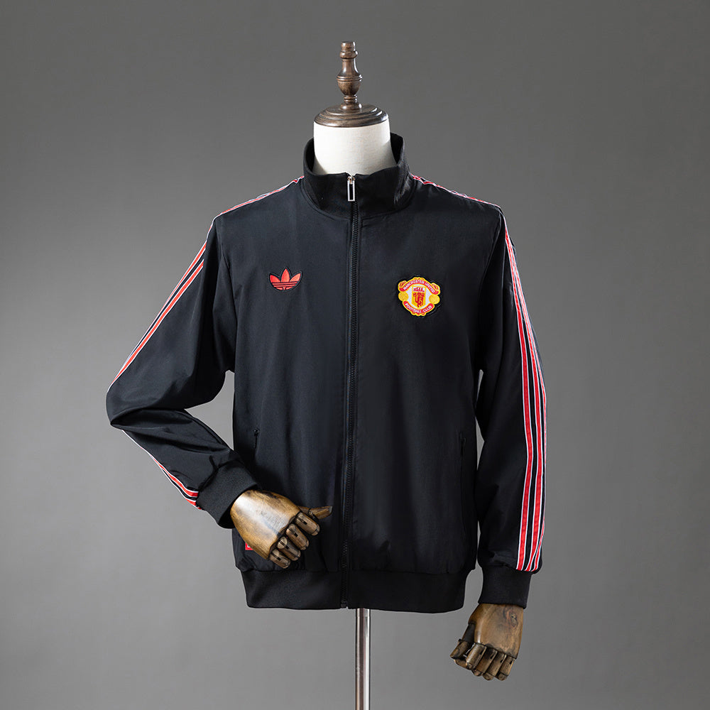 Manchester United Windbreaker 2025-26 Black Football Soccer product image 1