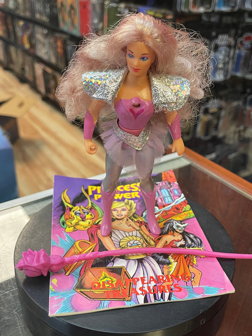 Glimmer with Comic (Vintage She-Ra, Mattel) LOOSE product image 2, provided for visual reference and product detail review