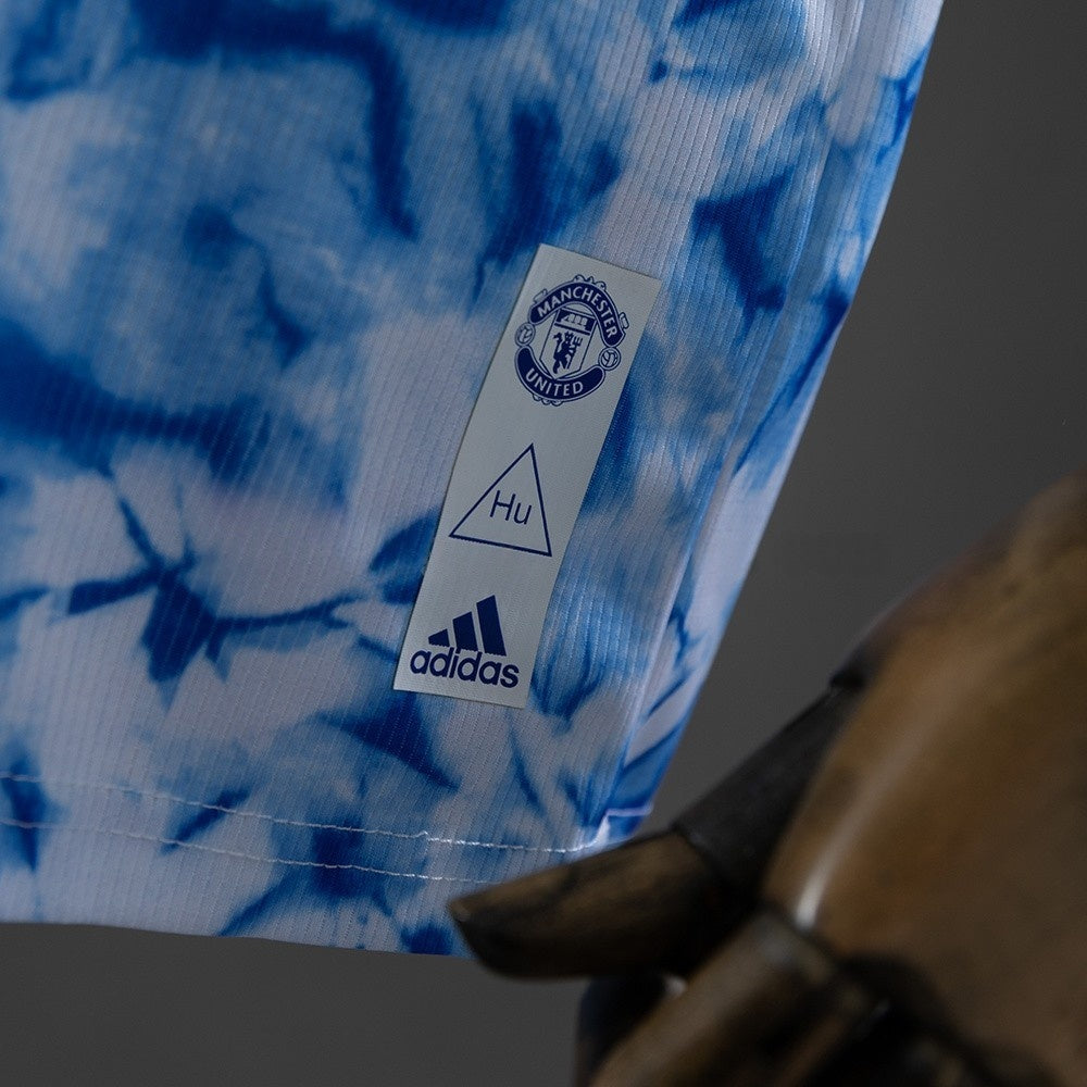 Manchester United Jersey 2020-21 Retro Football Kit product image 4