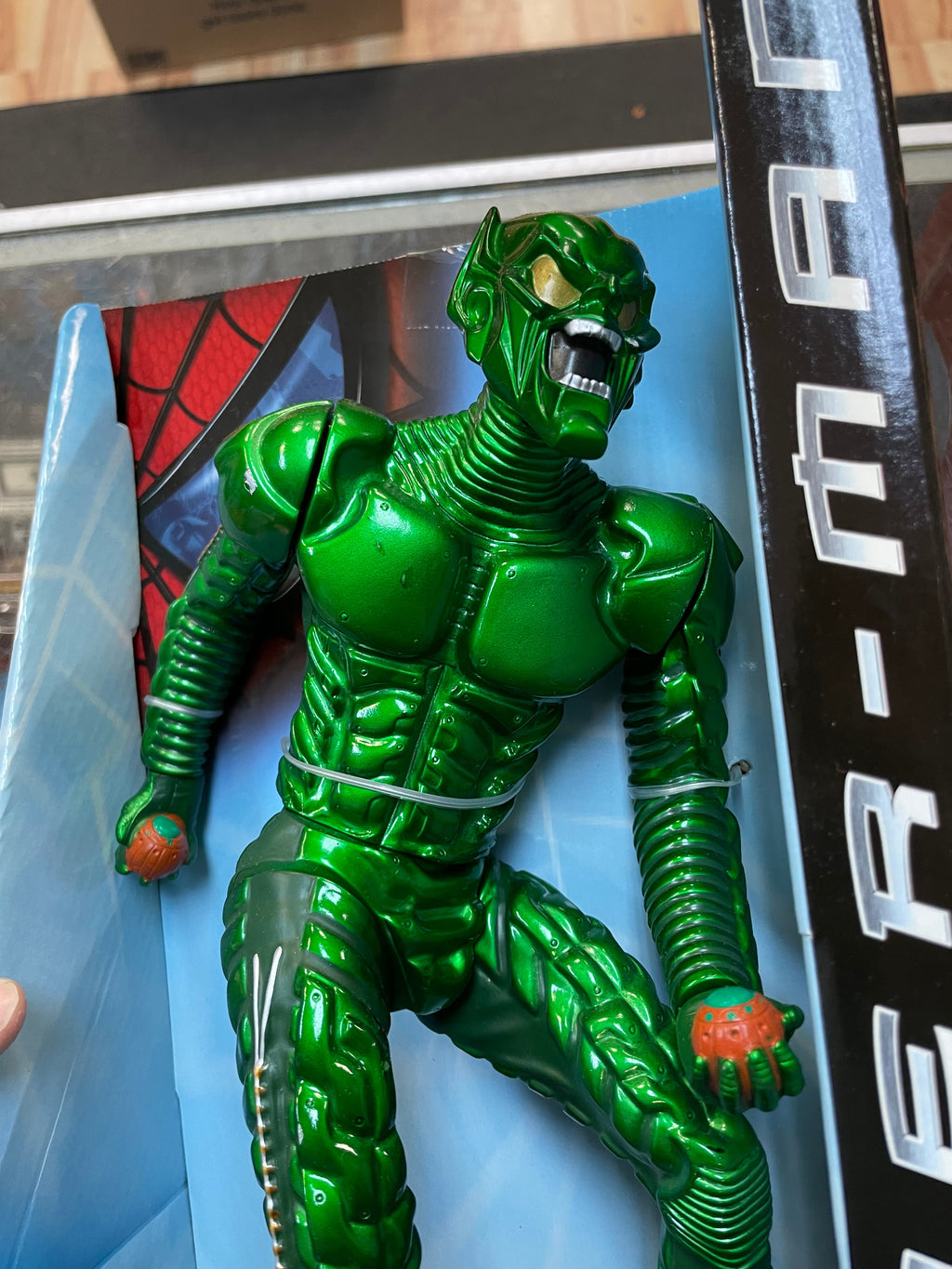 Green Goblin 12” Poseable Figure (Vintage Spider-Man, Toy Biz) SEALED product image 10, provided for visual reference and