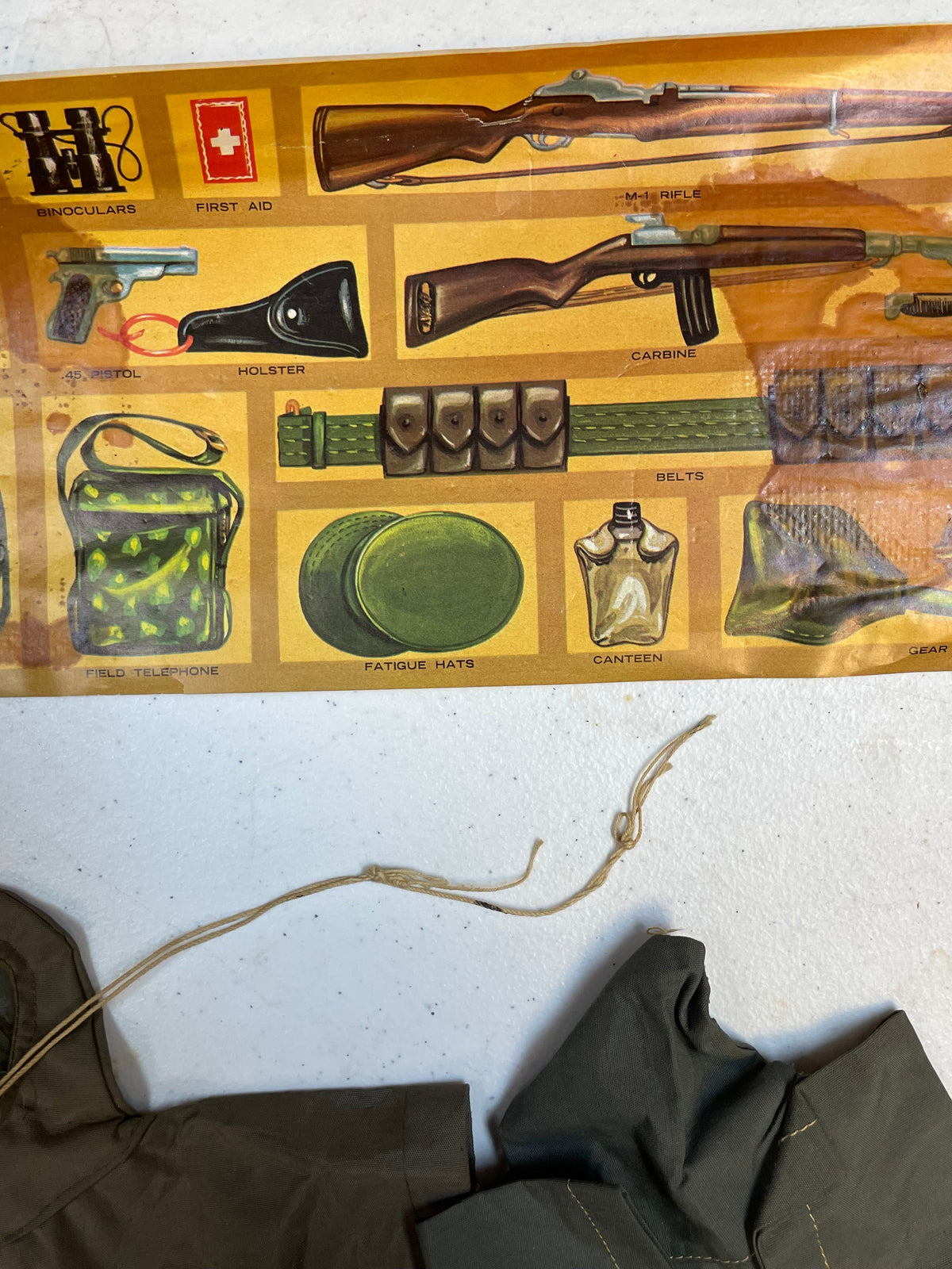 Action Marine with Foot Locker (Vintage 12” GI Joe, Hasbro) **Original** product image 37, provided for visual reference and