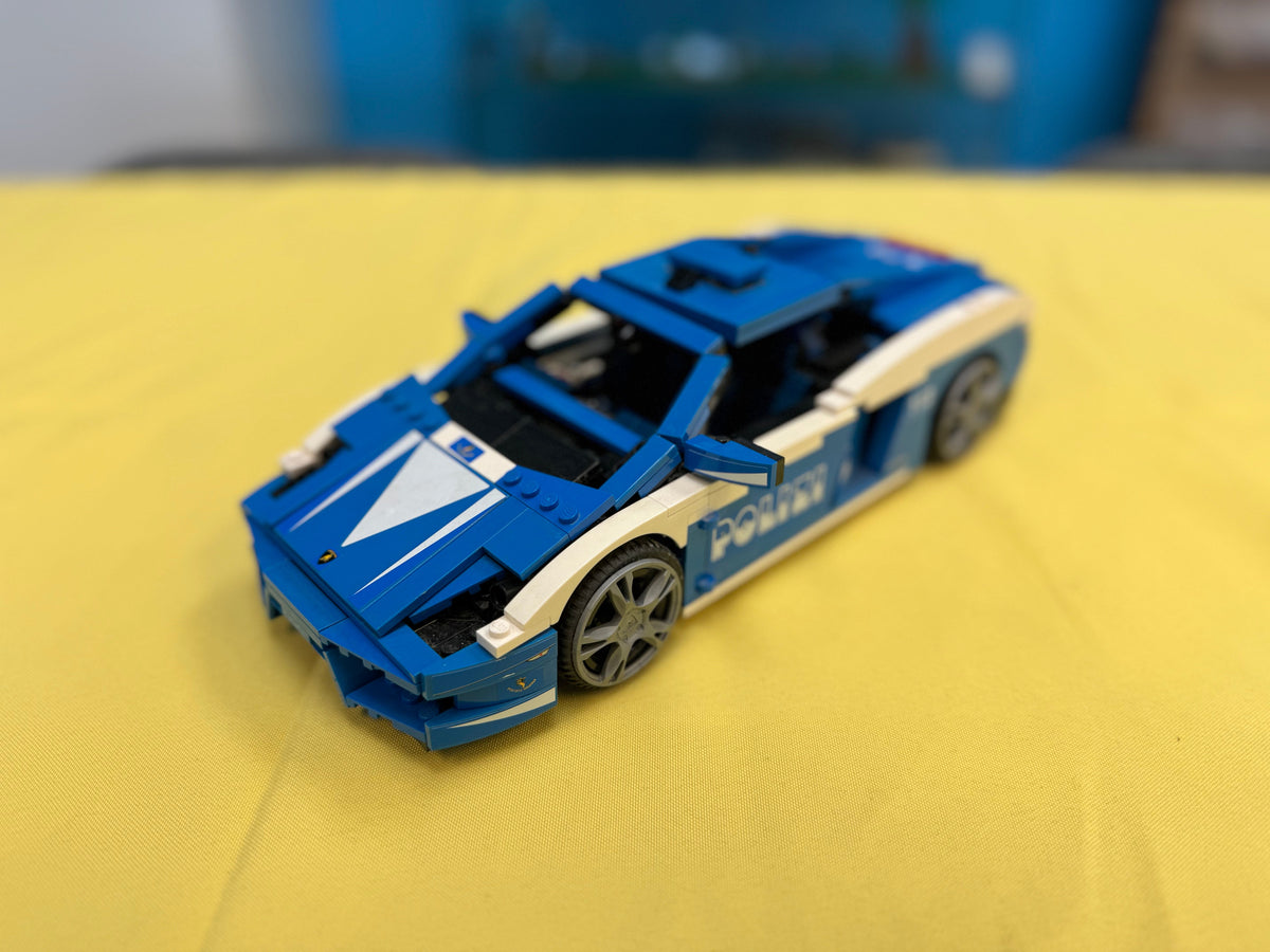 8214 LEGO Racers: Lamborghini Gallardo LP 560-4 Polizia (Retired) (Previously Owned) product image 1, provided for visual