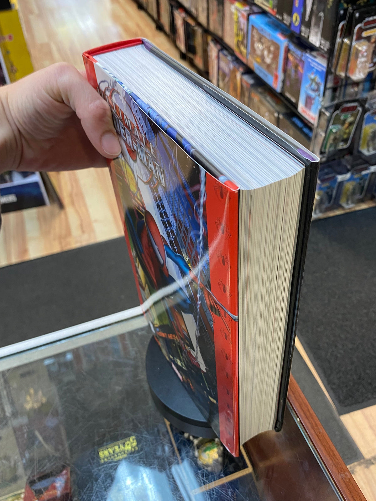 Ultimate Spider-Man Set with Death of Spider-Man Omnibus (Marvel, Comics) product image 10, provided for visual reference