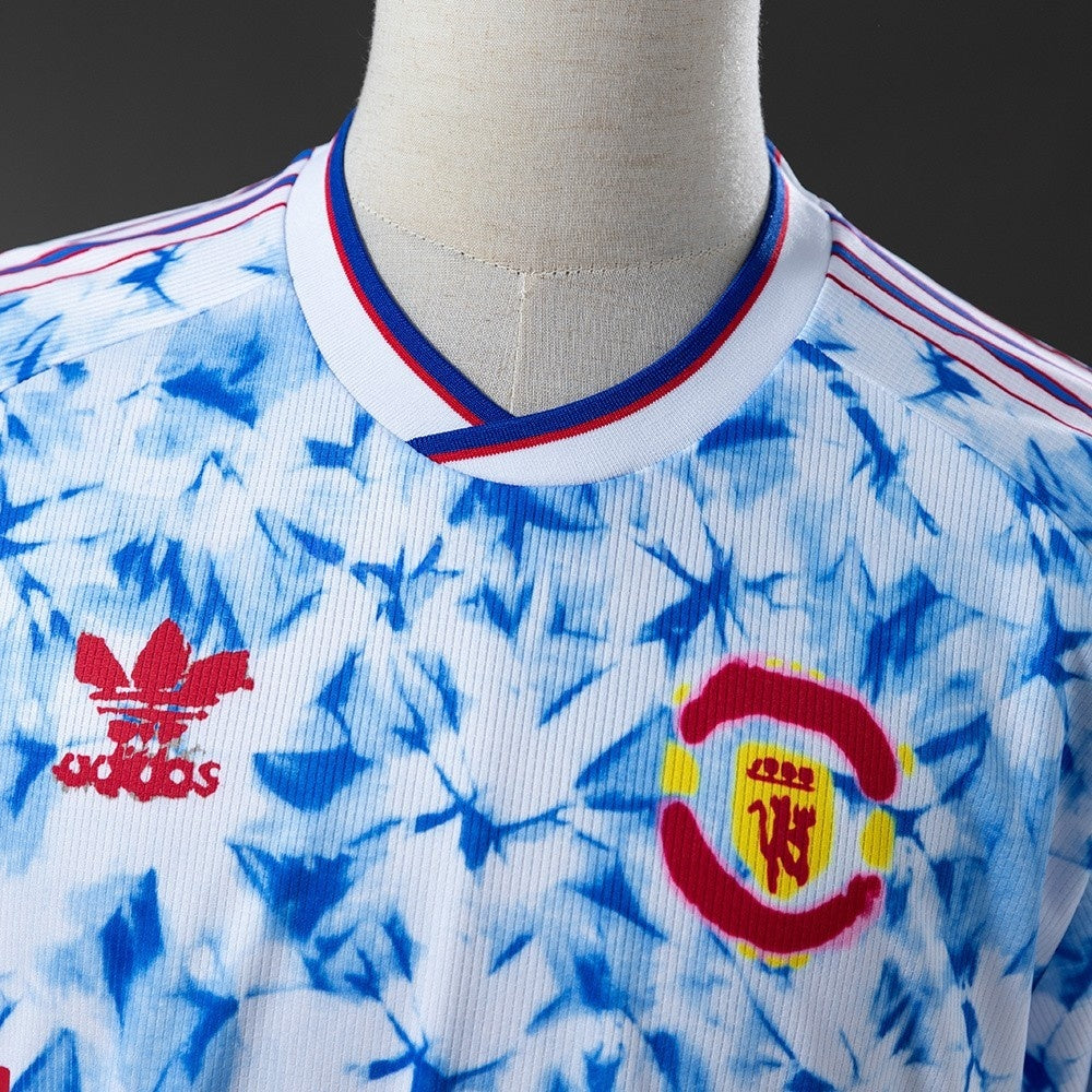 Manchester United Jersey 2020-21 Retro Football Kit product image 9