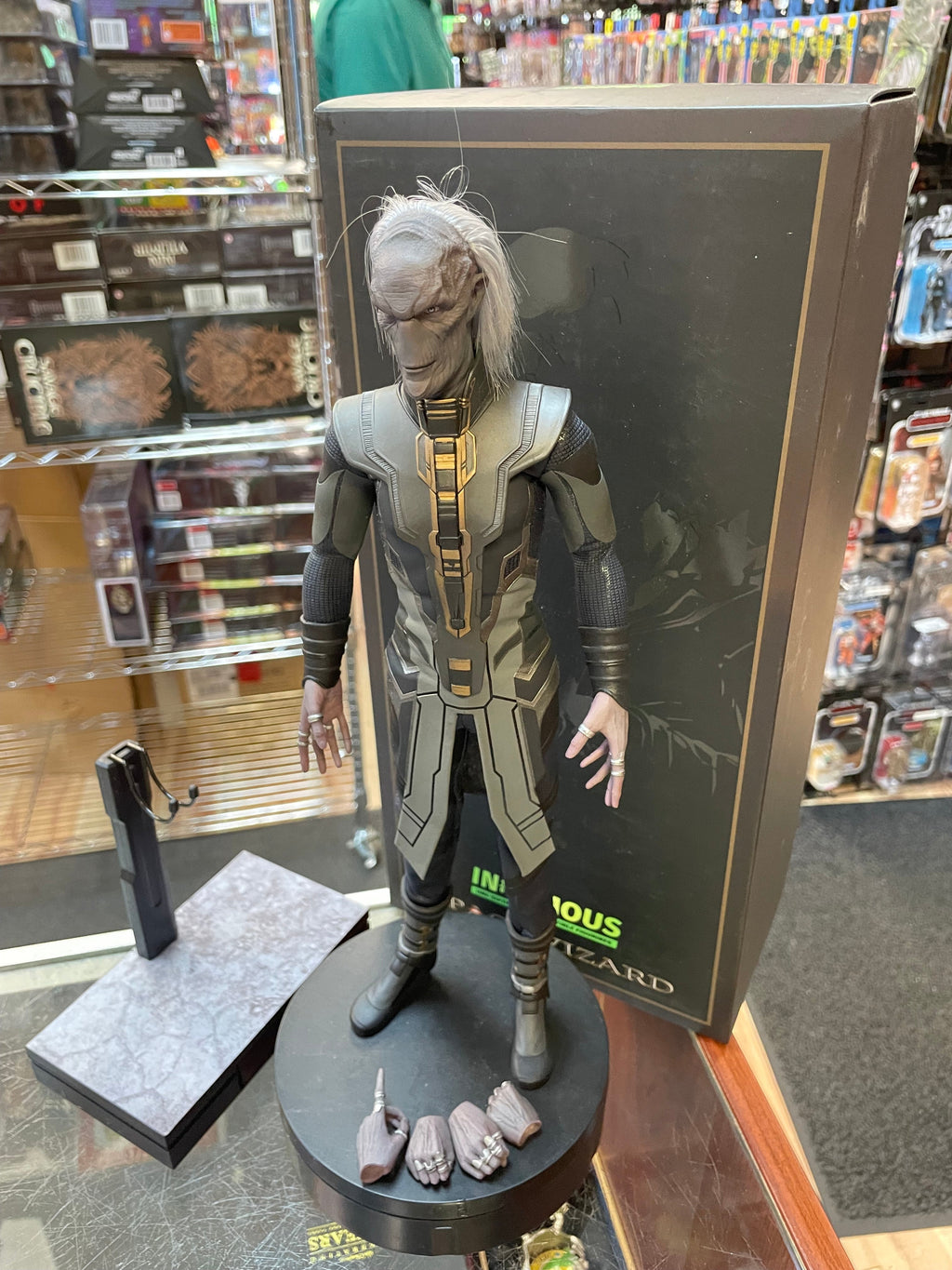 Space Wizard (Ebony Maw) IF-001 (Infamous 1/6th Scale, Avengers Endgame) OPEN BOX product image 2, provided for visual