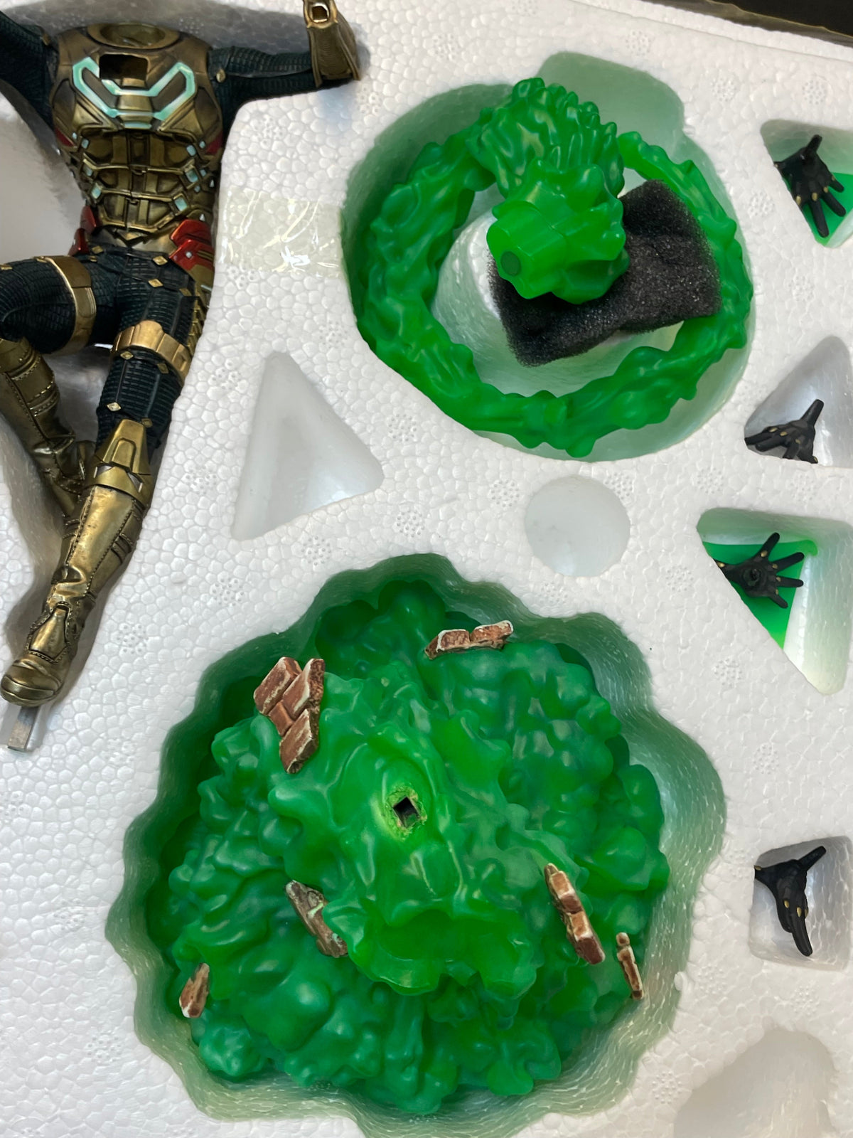 Mysterio BDS Art Scale 1/10 (Marvel Spider-Man Far From Home, Iron Studios) COMPLETE product image 32, provided for visual