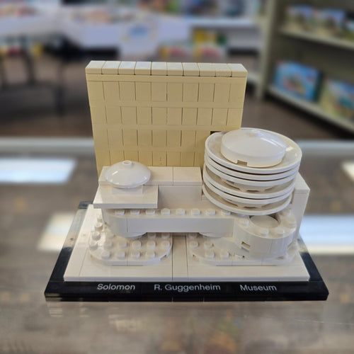 21004 Solomon R. Guggenheim Museum (Retired) (Previously Owned) product image 1, provided for visual reference and product