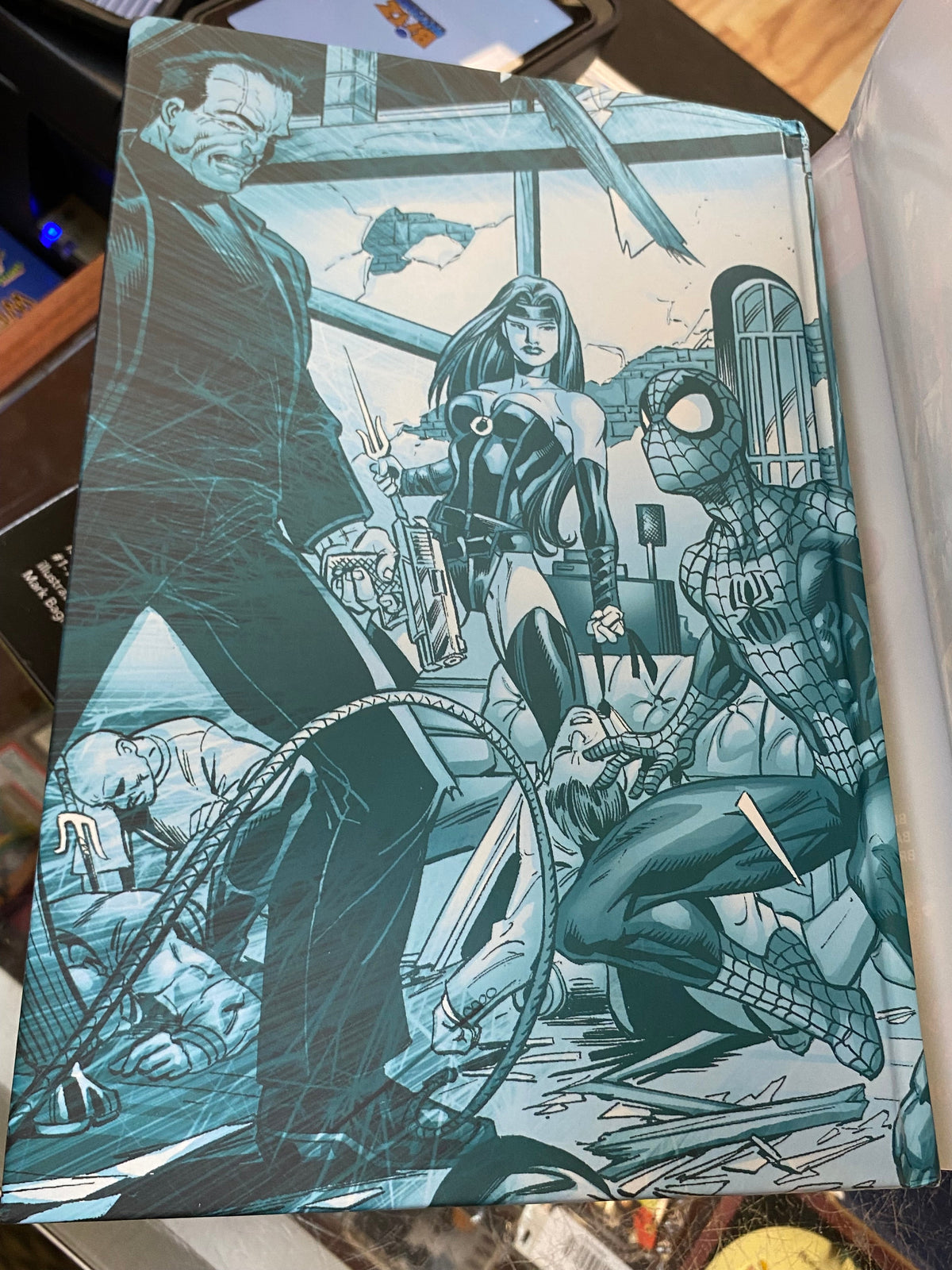 Ultimate Spider-Man Set with Death of Spider-Man Omnibus (Marvel, Comics) product image 23, provided for visual reference