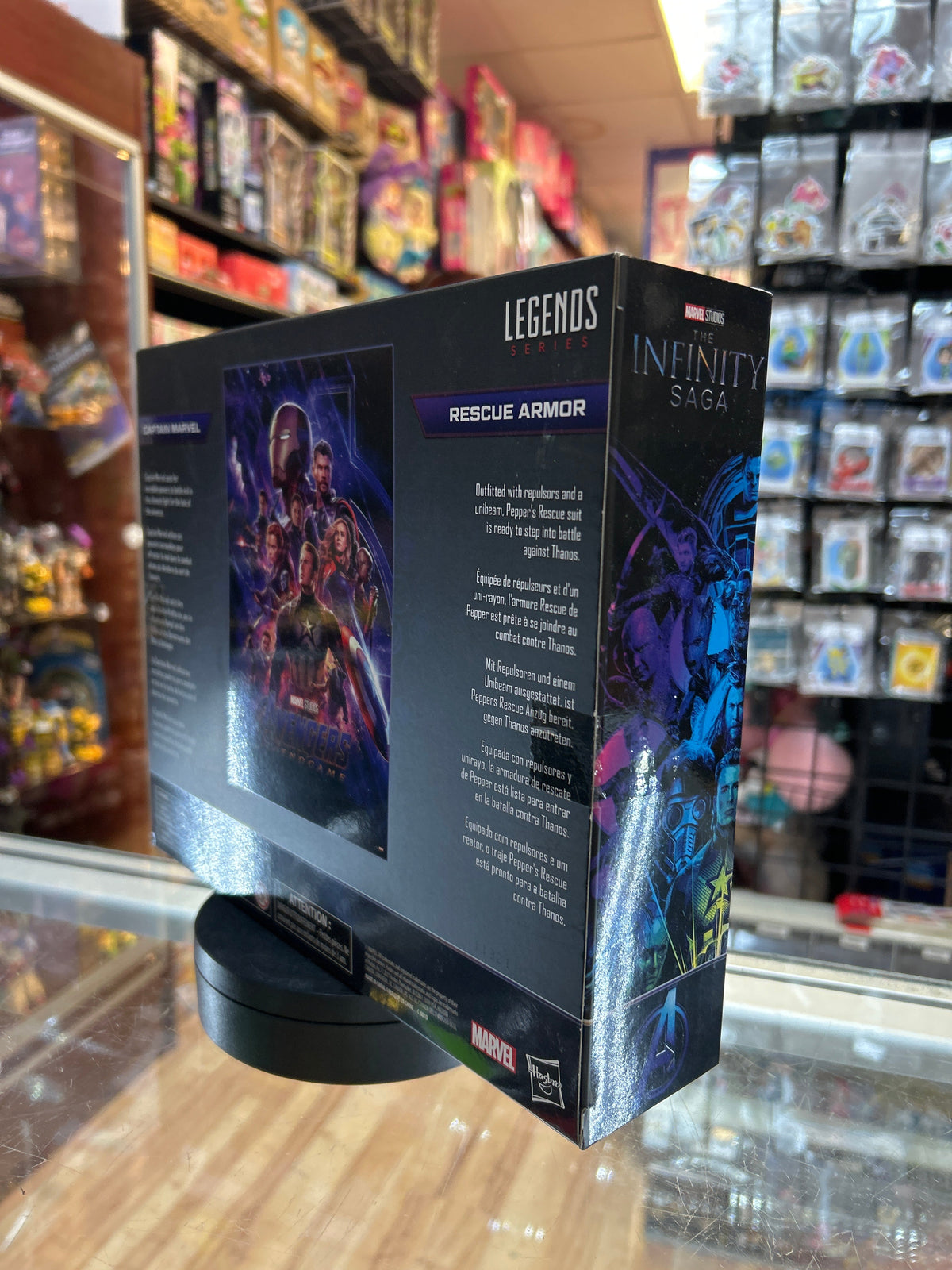 Captain Marvel & Rescue Armor (Marvel Legends, Hasbro) *SEALED* product image 3, provided for visual reference and product