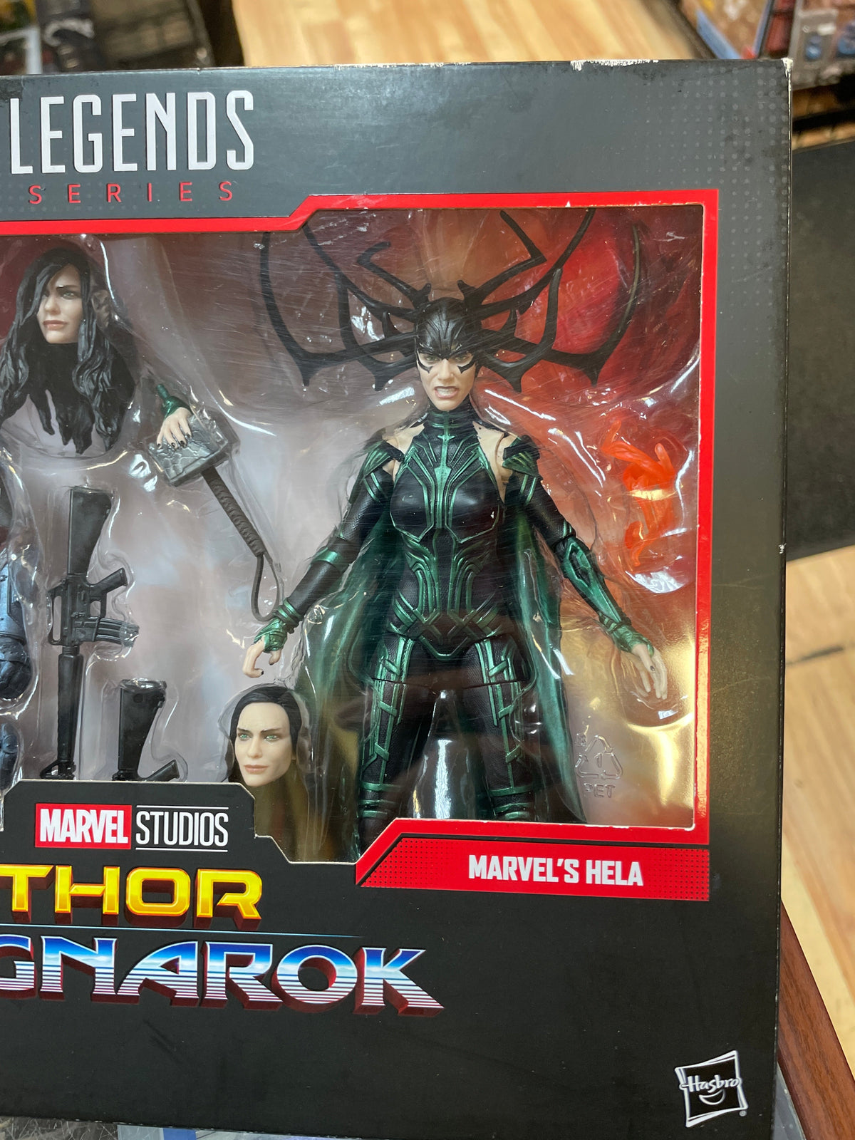 Skurge Marvel’s Hela 2 Pack (Thor Ragnarok, Marvel Legends, Hasbro) SEALED product image 4, provided for visual reference