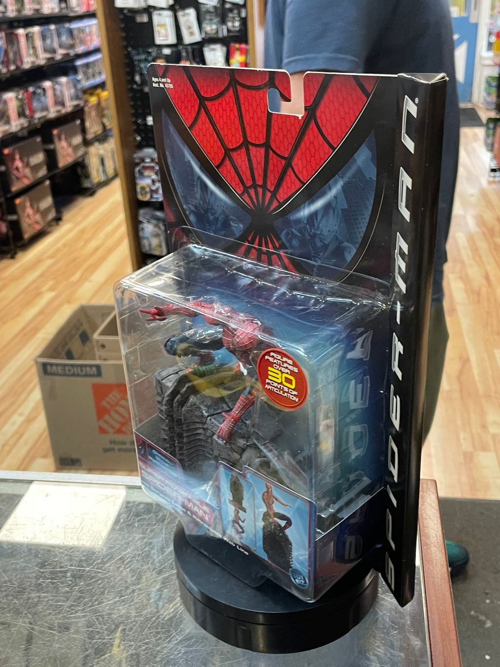Super Poseable Spider-Man With Gargoyle Ledge Series 1 (Vintage Spider-Man, Toy Biz) SEALED product image 3, provided for