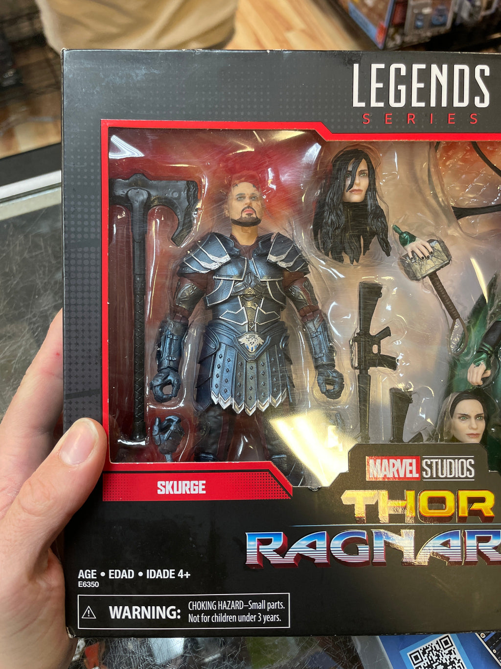 Skurge Marvel’s Hela 2 Pack (Thor Ragnarok, Marvel Legends, Hasbro) SEALED product image 3, provided for visual reference