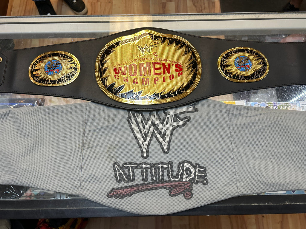 Womans Championship Belt with Bag (Vintage WWF, Figures Toy Company) product image 1, provided for visual reference and