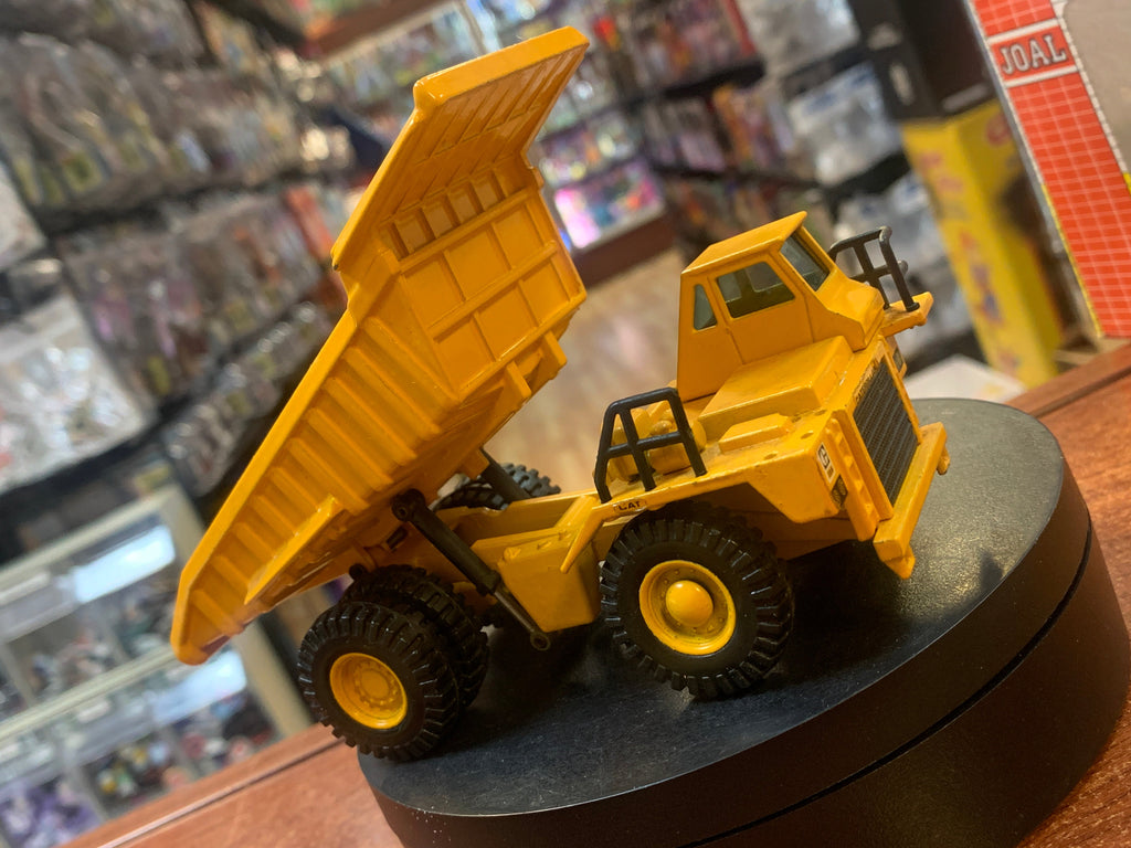 Caterpillar Compact Dumptruck 1/70 (Vintage JOAL, CAT) product image 10, provided for visual reference and product detail