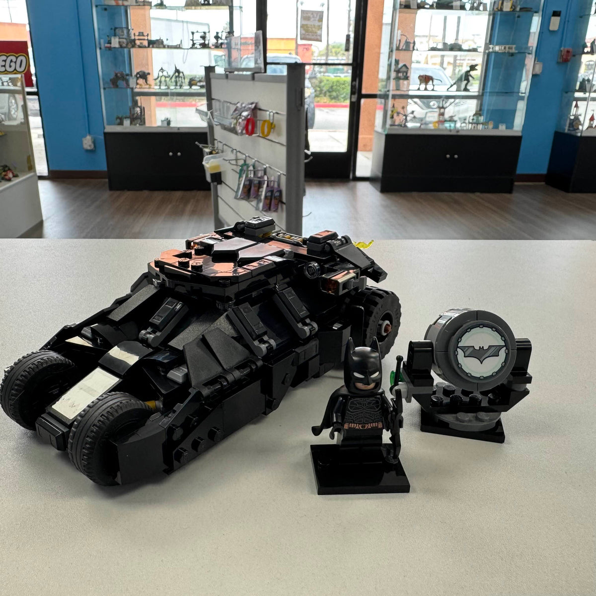 76303 Batman™ Tumbler vs. Two-Face™ & The Joke (Previously Owned) product image 1, provided for visual reference and product