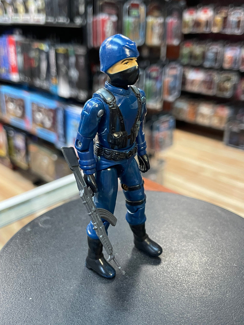 Cobra Officer with Grey Riffle 9977 (Vintage GI Joe, Hasbro) #9977 product image 4, provided for visual reference and