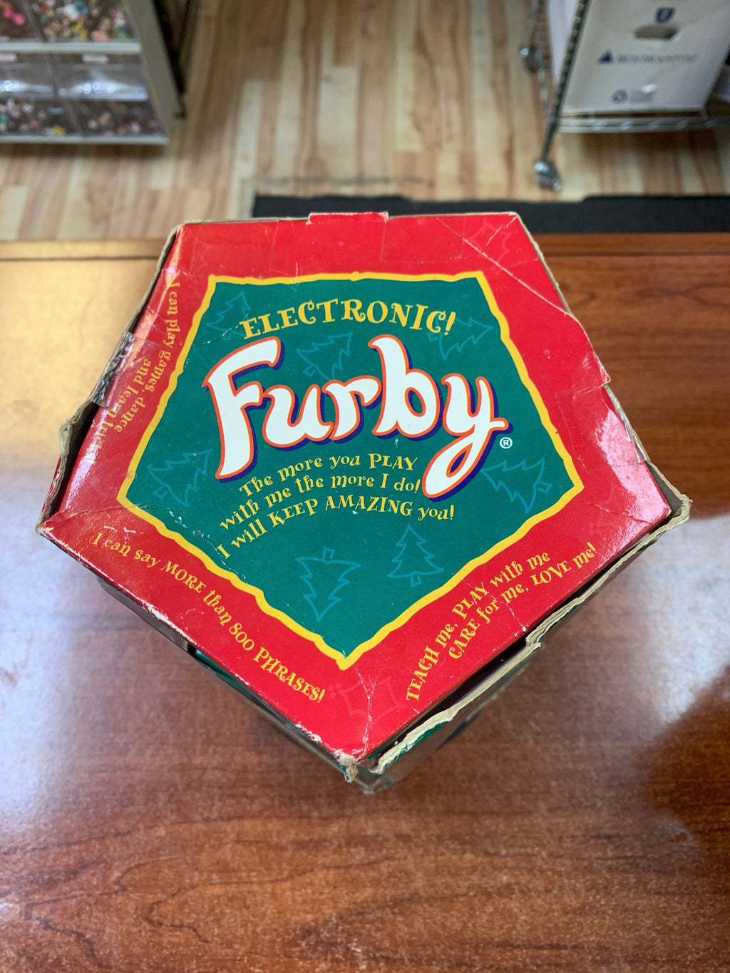 Santa Furby Blue Eyes (Vintage Furby, Tiger Electronics) SEALED product image 6, provided for visual reference and product