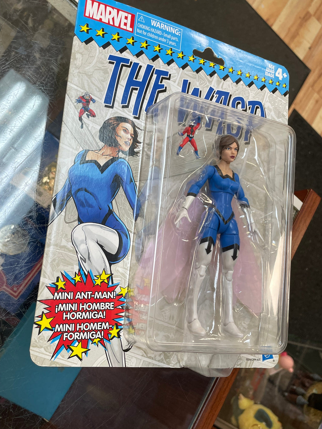 The Wasp Retro Card (Marvel Legends, Hasbro) SEALED product image 3, provided for visual reference and product detail review
