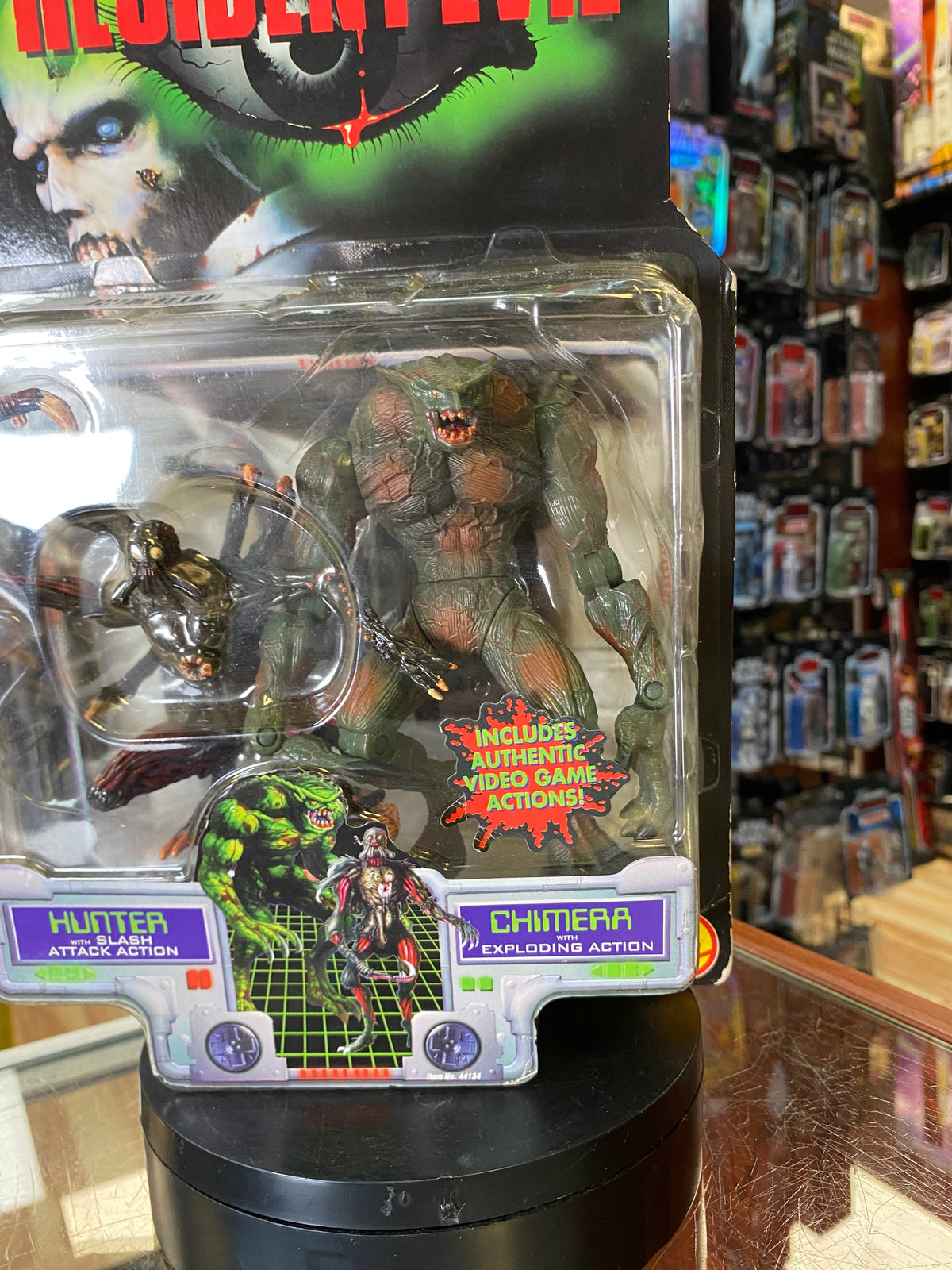 Hunter & Chimera (Vintage Resident Evil, Toybiz) SEALED product image 4, provided for visual reference and product detail