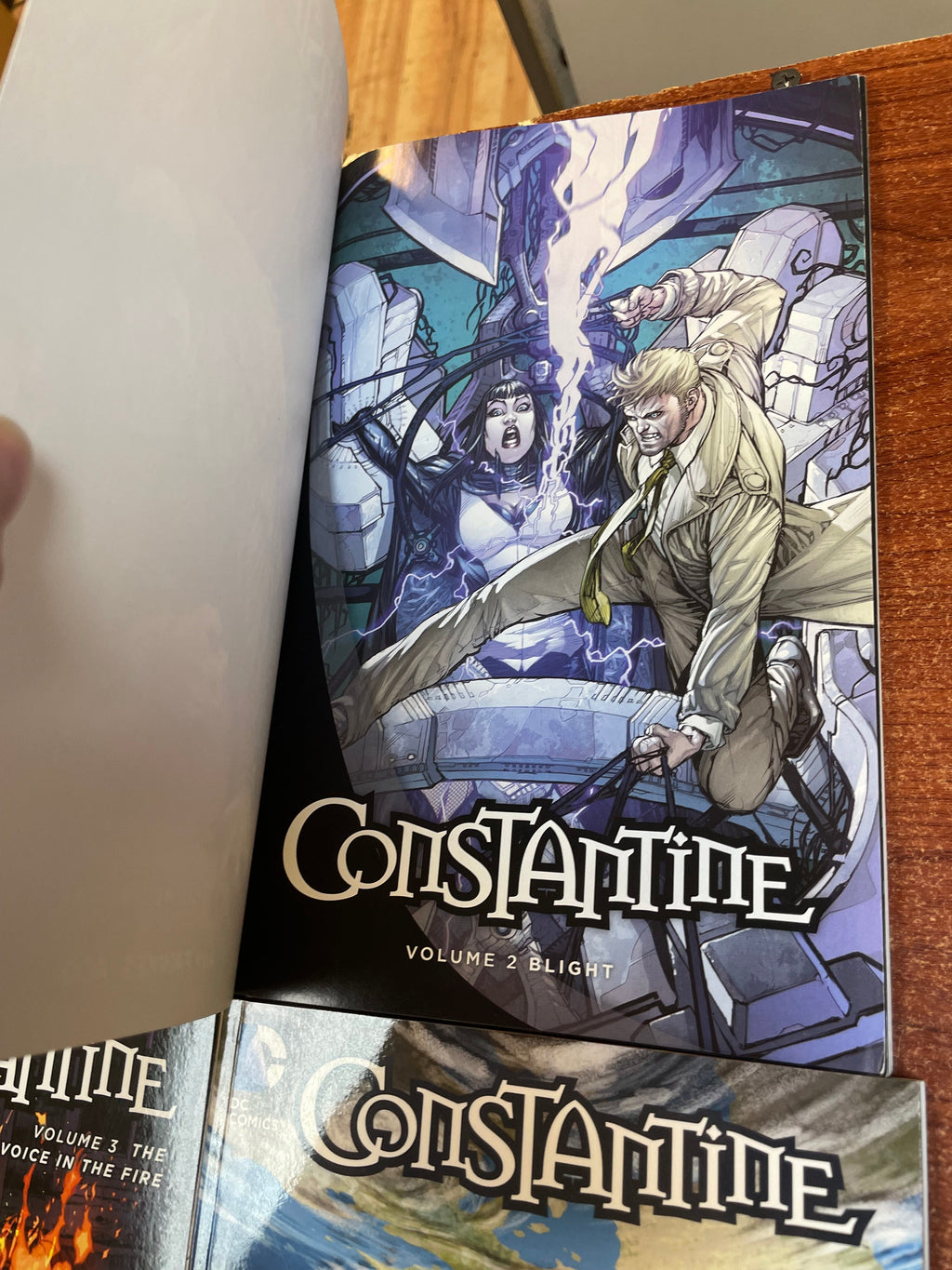Constantine Vol 1-4 TPB (DC Universe, Comics) product image 3, provided for visual reference and product detail review
