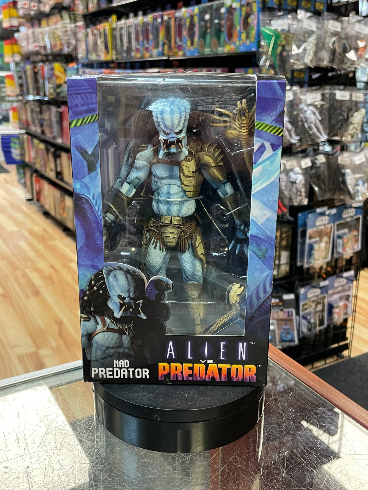 Mad Predator (NECA, Aliens Vs. Predator) **SEALED** product image 1, provided for visual reference and product detail review