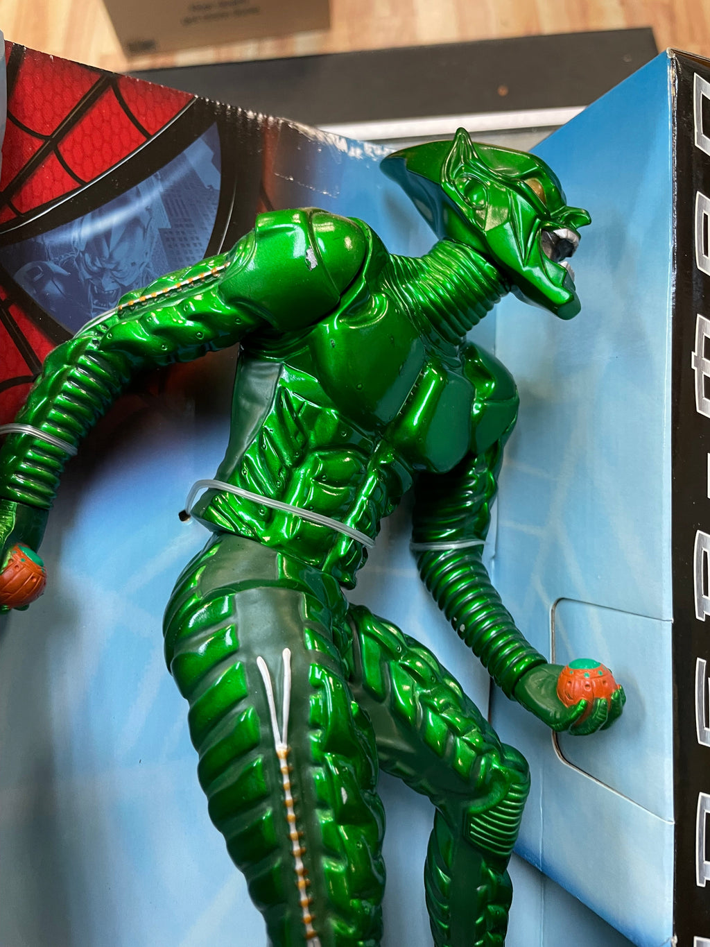 Green Goblin 12” Poseable Figure (Vintage Spider-Man, Toy Biz) SEALED product image 9, provided for visual reference and
