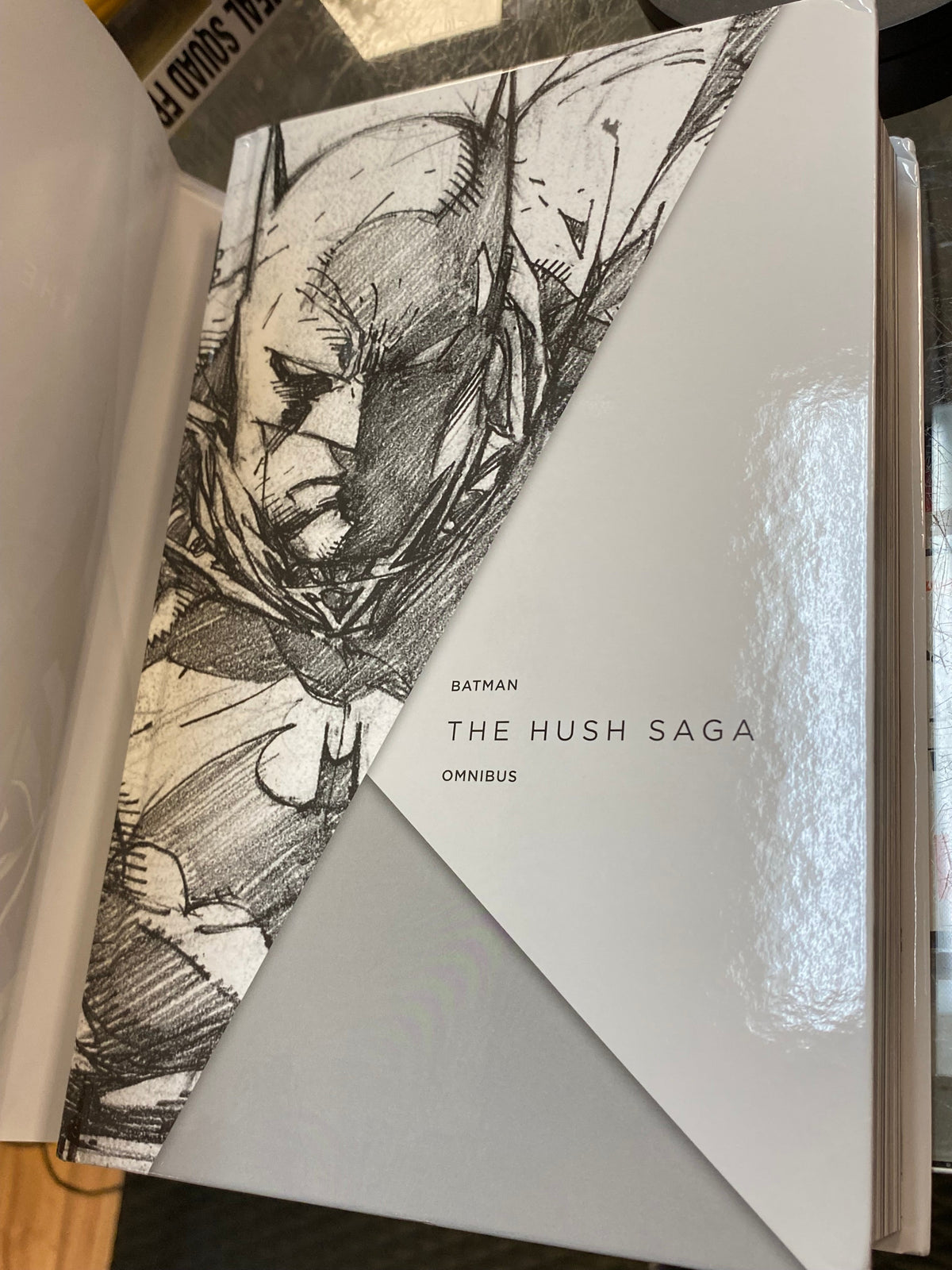 Batman Hush Saga Omnibus (DC, Comics) product image 12, provided for visual reference and product detail review