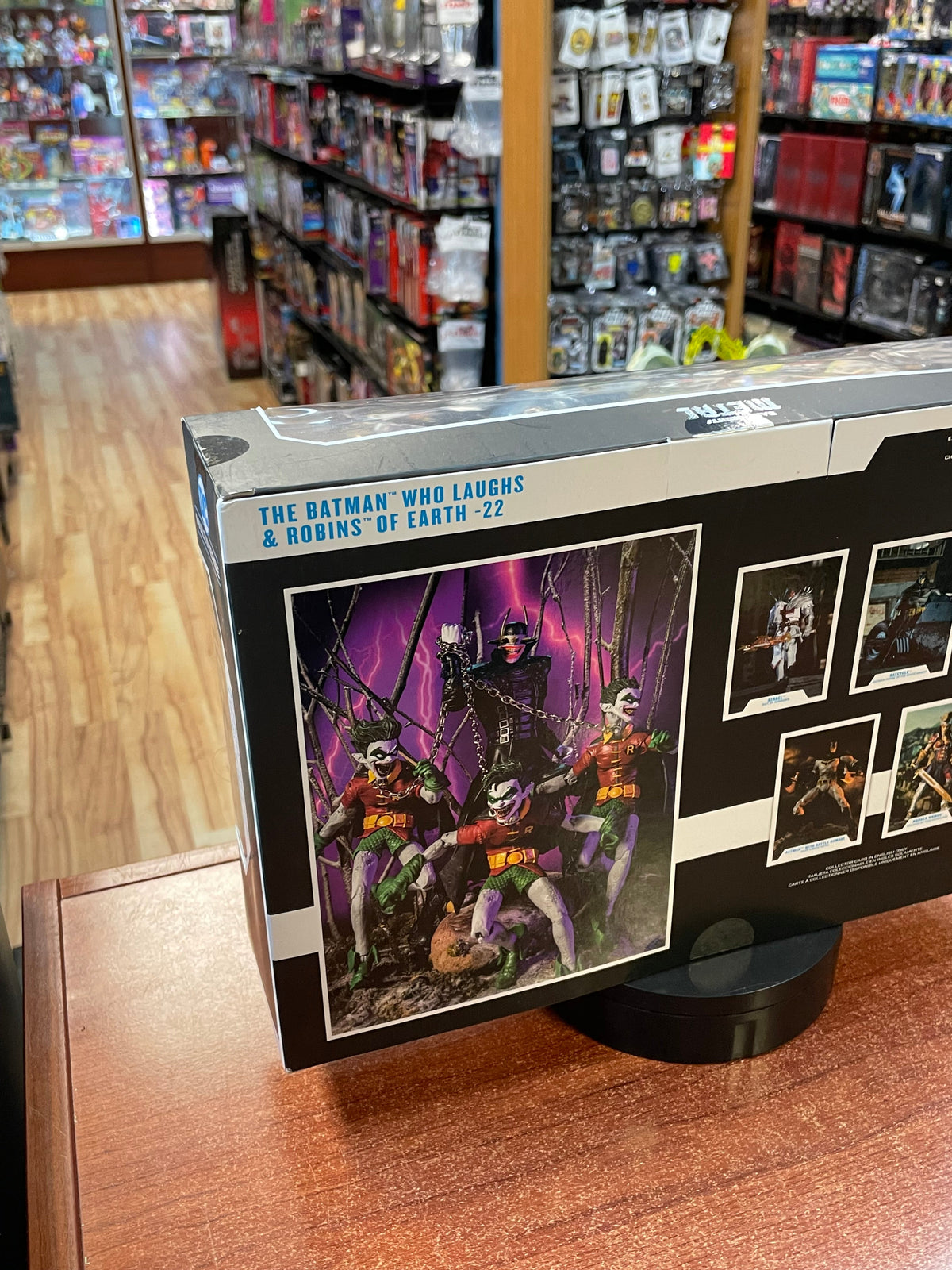 The Batman Who Laughs & Robins of Earth-22 (DC Multiverse, McFarlane Toys) SEALED product image 9, provided for visual