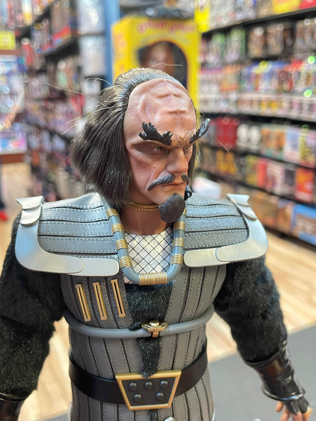 Commander kruge 1/6 Scale (Star Trek 3 The Search For Spock, EXO-6) OPEN BOX product image 5, provided for visual reference