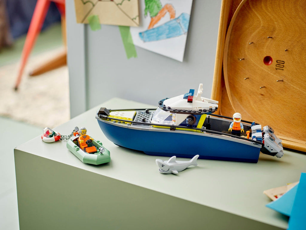 60456 Police Boat product image 3, provided for visual reference and product detail review