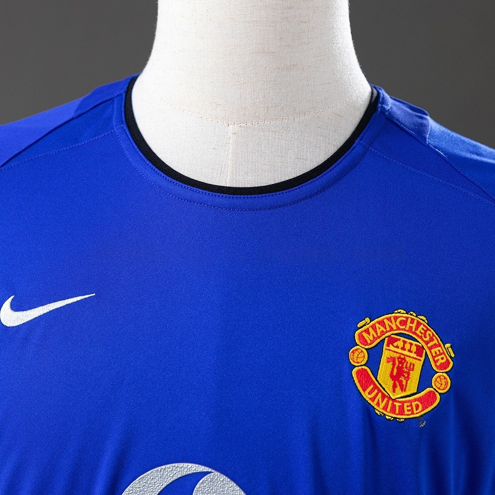 Manchester United Jersey 2002-03 Third Retro Football Kit product image 7