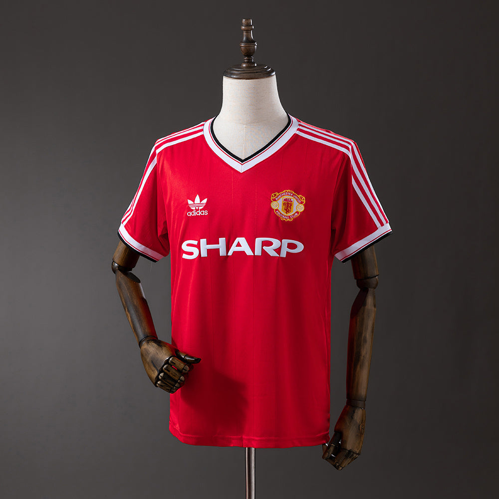 Manchester United Jersey1983-84 Home Retro Football Kit product image 1