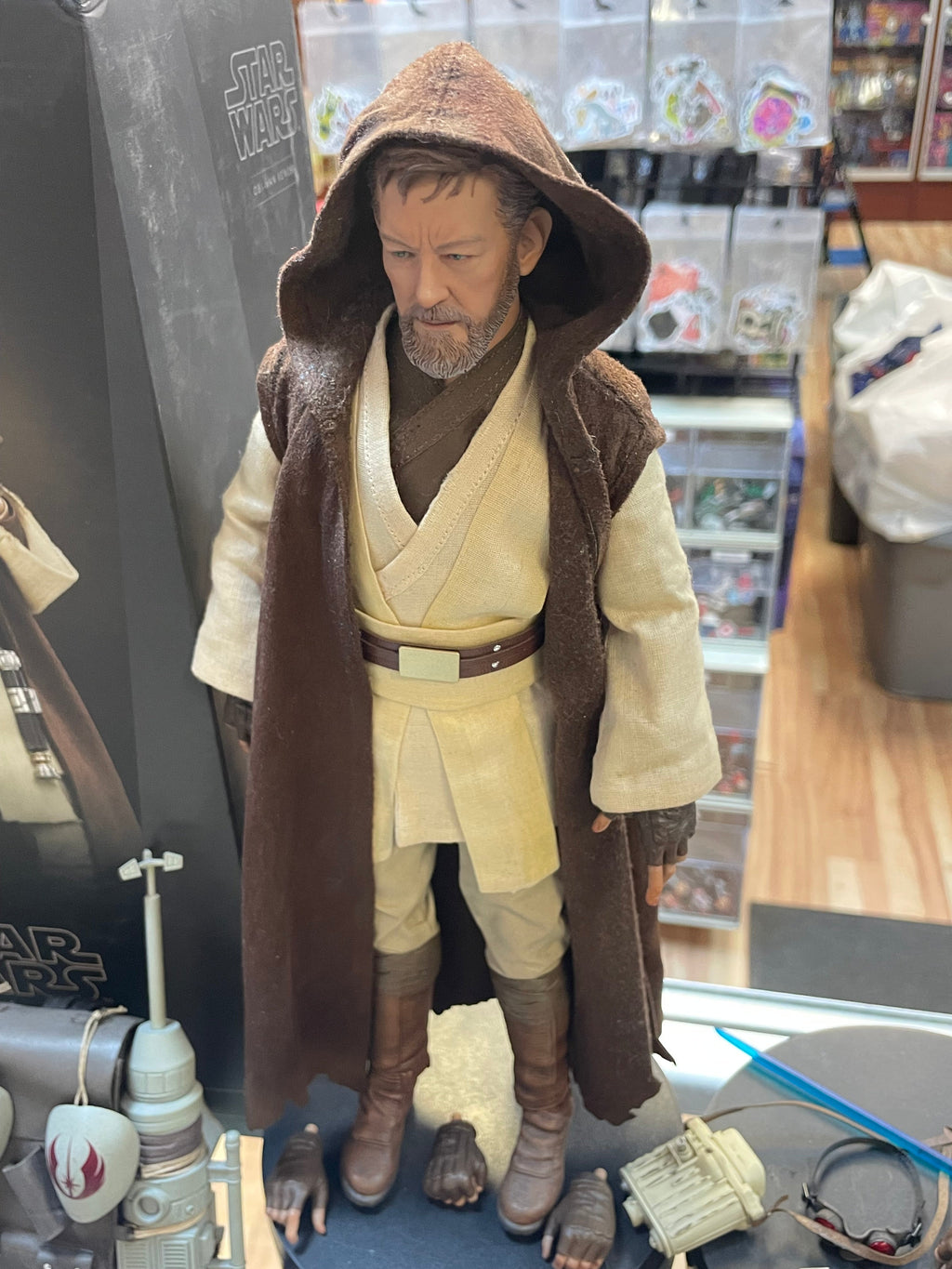 Obi Wan Kenobi Mythos 1/6 Scale (Star Wars, Sideshow) COMPLETE product image 6, provided for visual reference and product