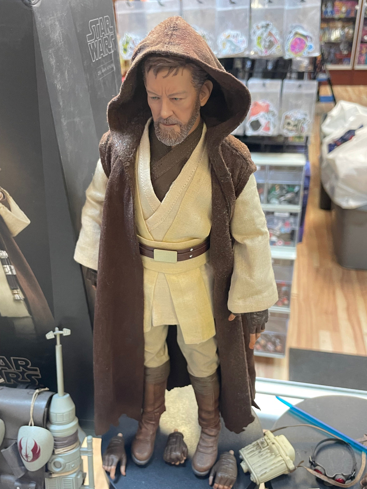 Obi Wan Kenobi Mythos 1/6 Scale (Star Wars, Sideshow) COMPLETE product image 6, provided for visual reference and product
