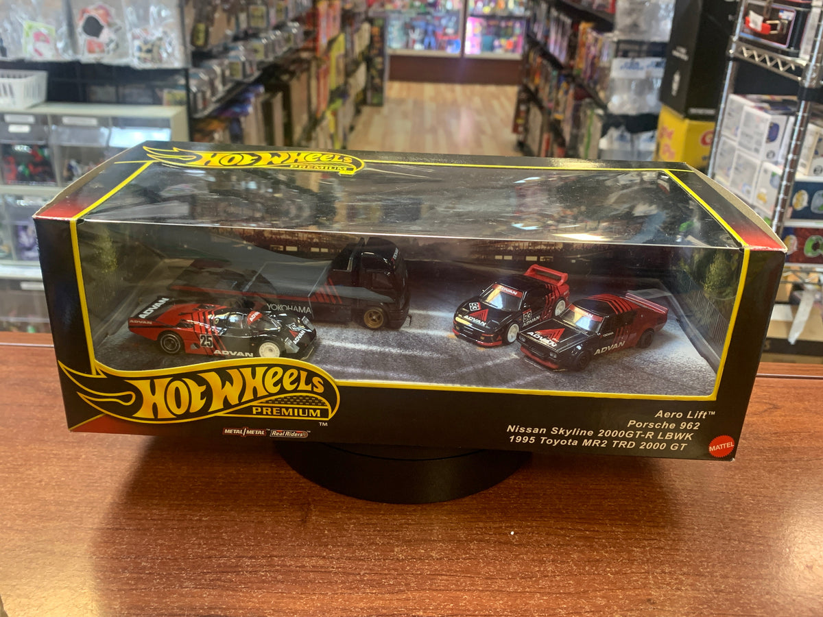 Aero Lift Porsche with Skyline 2000GTR (Hot Wheels Premium Real Rider, Mattel) SEALED product image 1, provided for visual